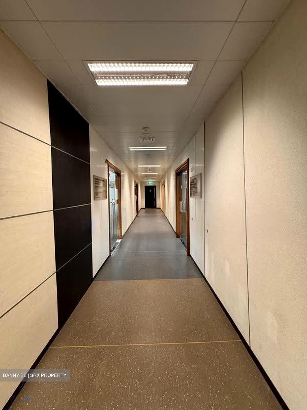 Mount Elizabeth Hospital (D9), Retail #620545601